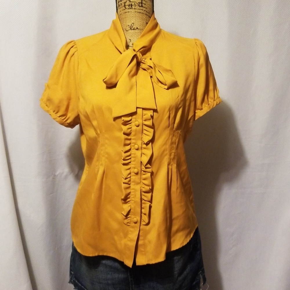 BCBGMaxazria bow top.